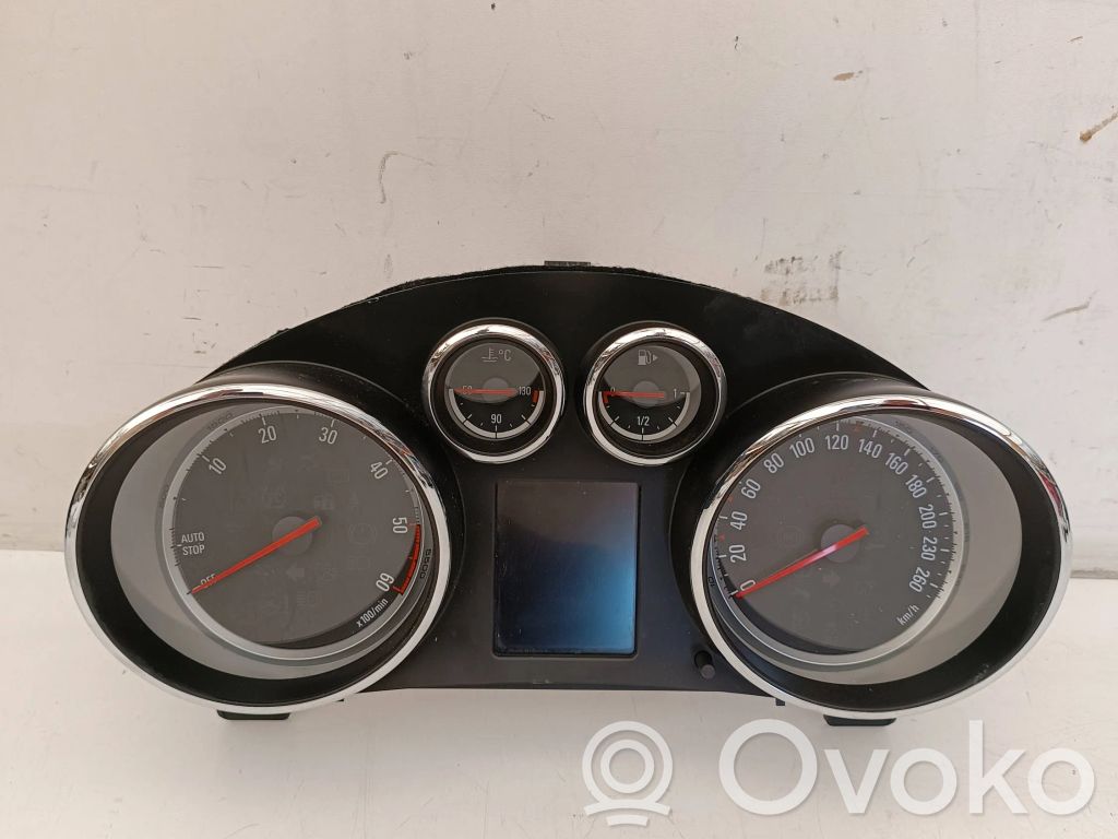 Opel Astra J Speedometer (instrument cluster) 