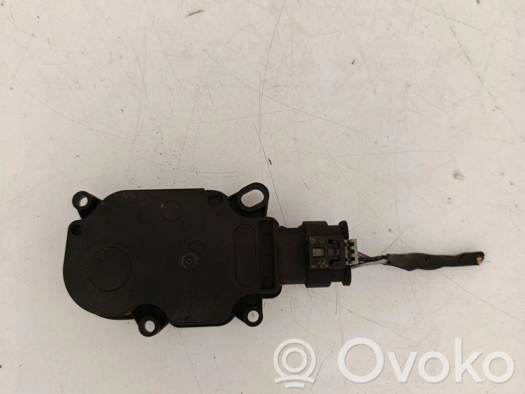 Opel Astra J Muut laitteet 