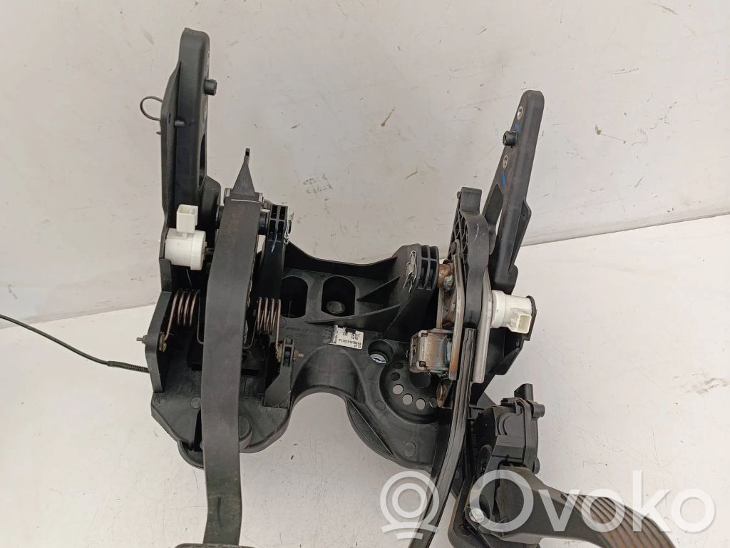 Opel Astra K Poljinkokoonpano 