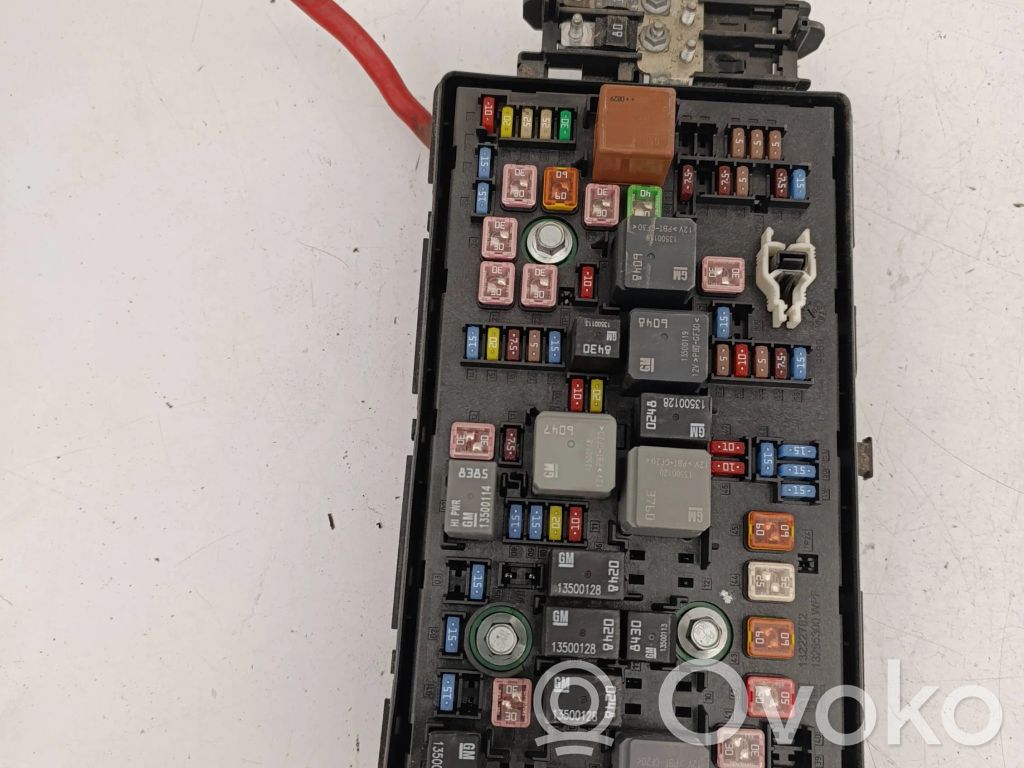 Opel Insignia A Fuse module 