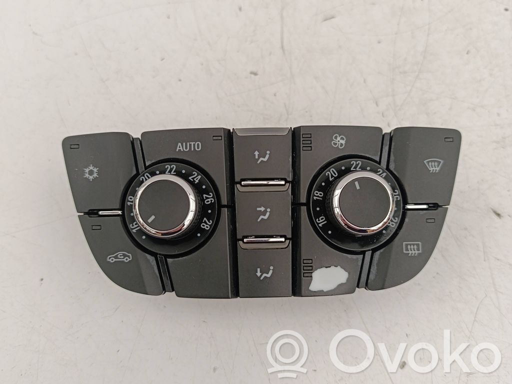 Opel Meriva B Climate control unit 