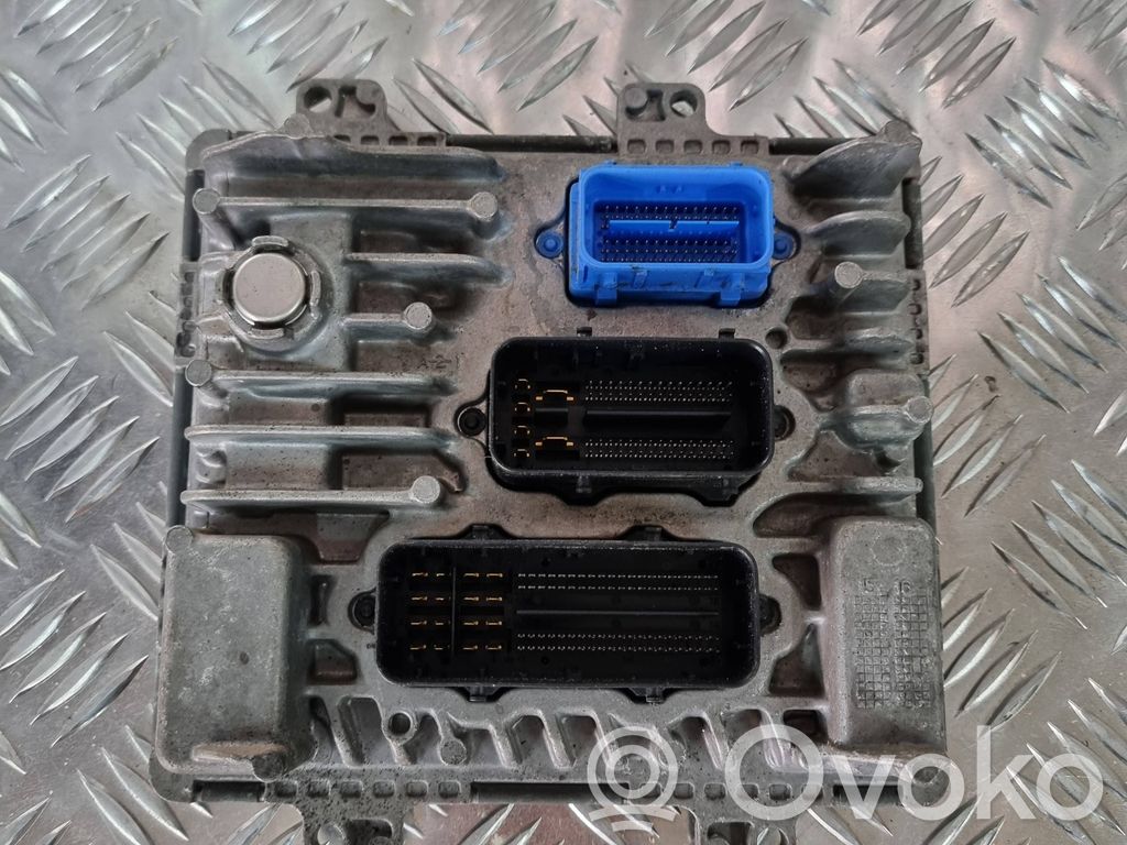 Opel Astra K Engine control unit/module 