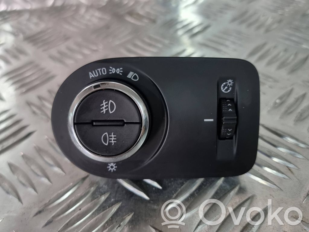 Opel Astra K Light switch 