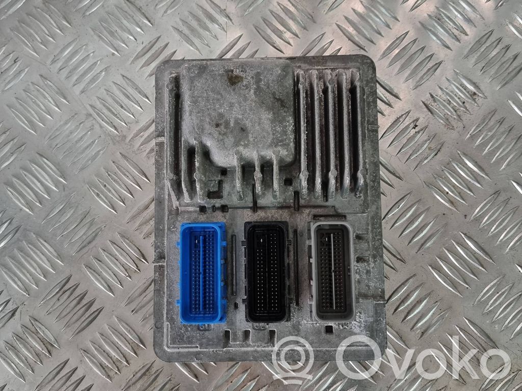Opel Astra K Engine control unit/module 