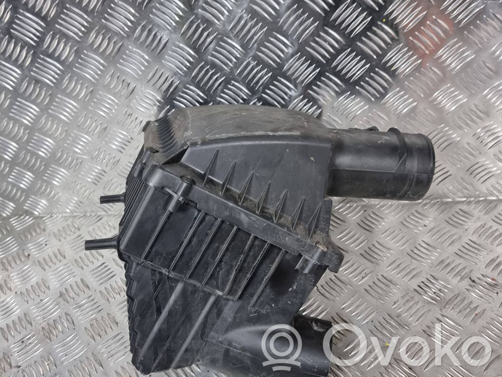 Opel Vivaro Obudowa filtra powietrza 