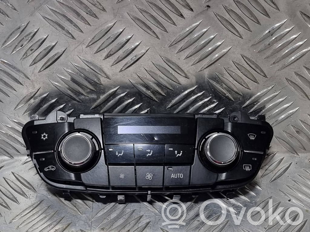 Opel Insignia A Climate control unit 