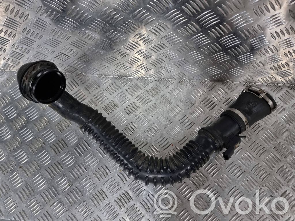 Opel Insignia A Intercooler hose/pipe 
