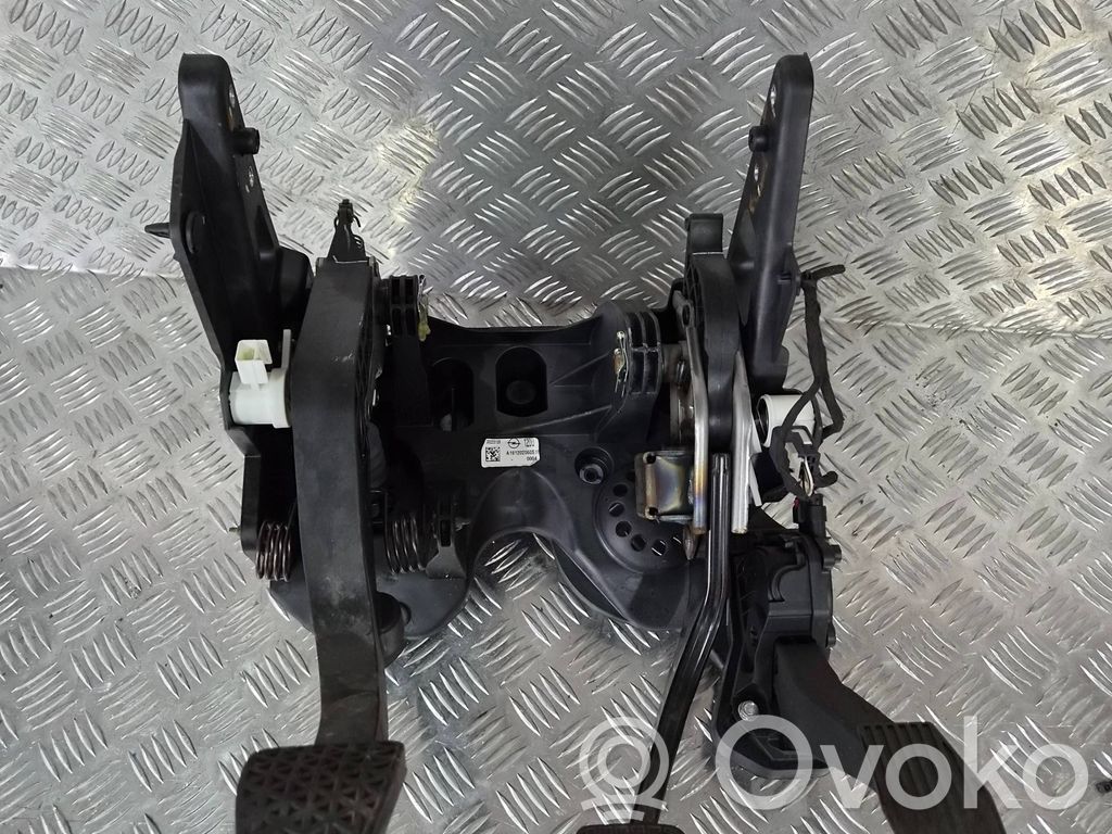 Opel Astra K Poljinkokoonpano 