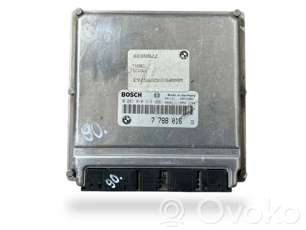 BMW 5 E39 Engine control unit/module 