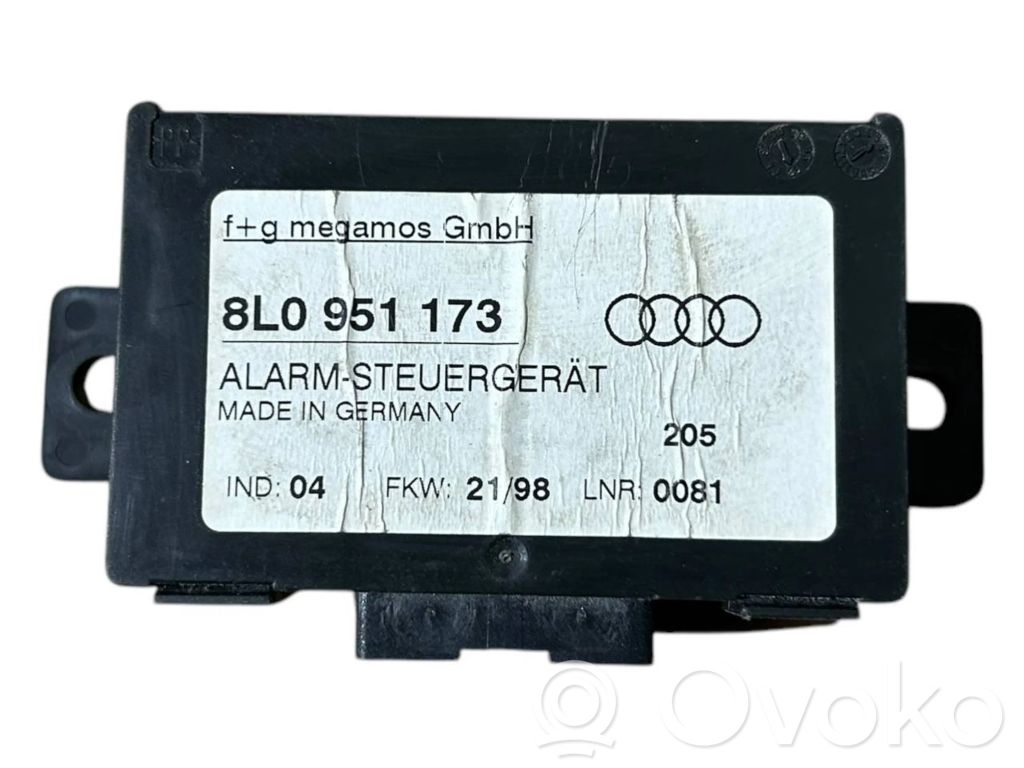 Alarm control unit/module   8L0951173