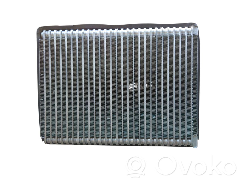 Volvo S60 Ilmastointilaitteen sisälauhdutin (A/C) 