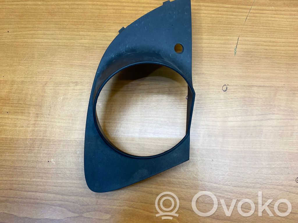 Etusumuvalon ritilä   7142180