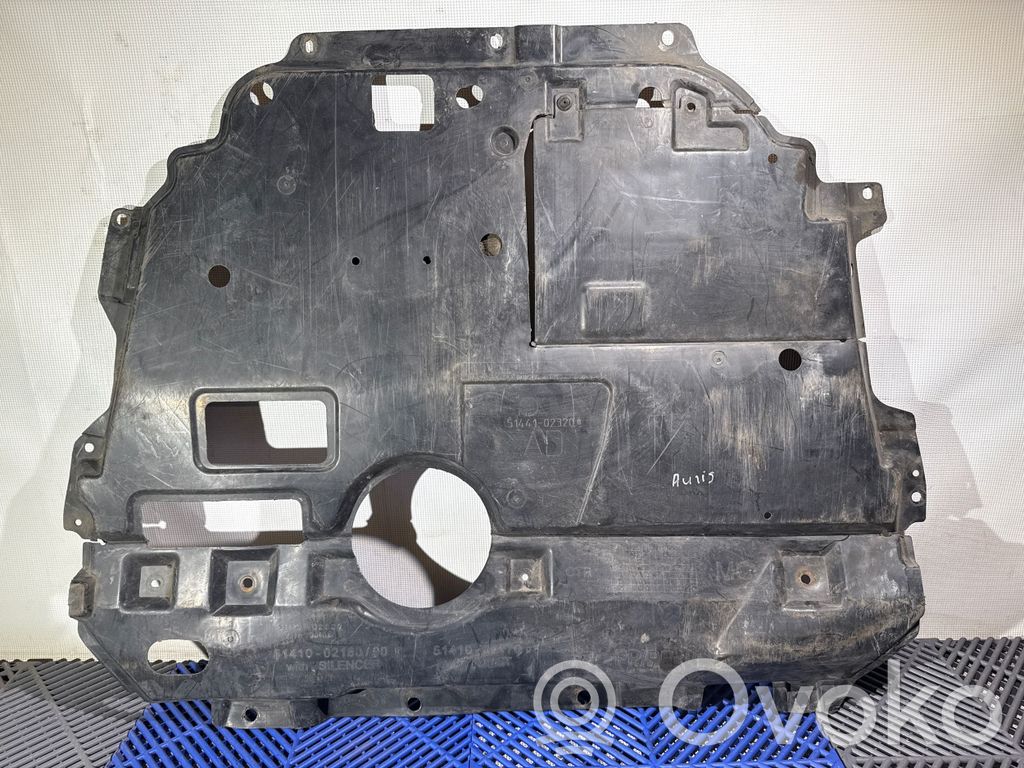 Toyota Auris E180 Osłona dolna silnika 