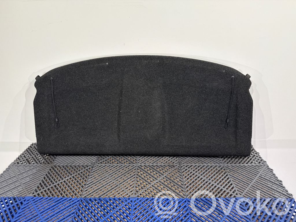 Toyota Auris E180 Hattuhylly 