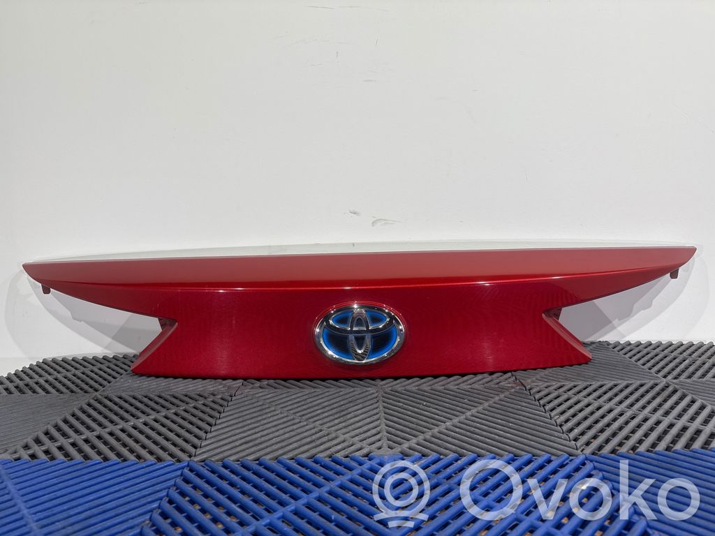 Toyota Auris E180 Garniture de hayon 