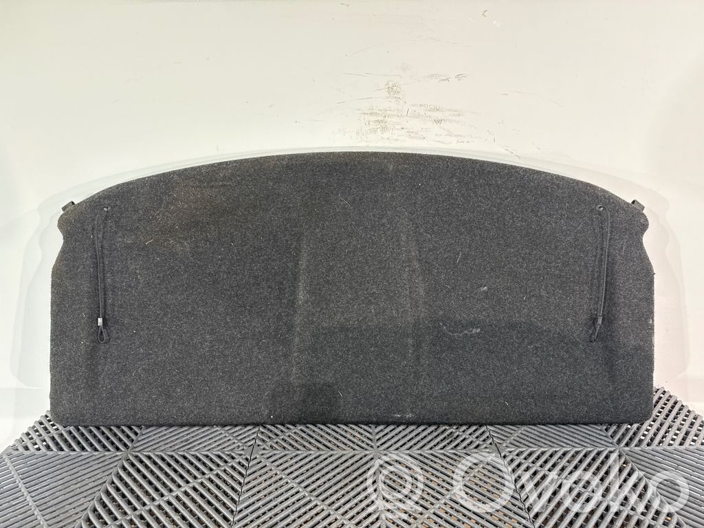 Parcel shelf