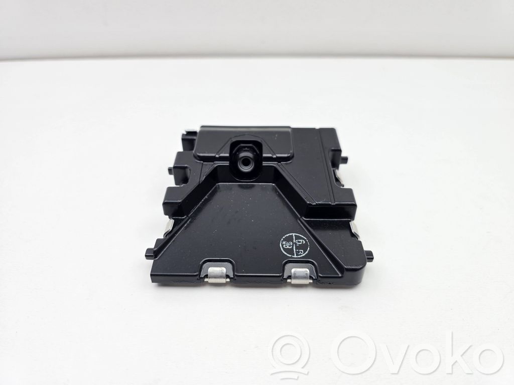 Lexus UX Windshield/windscreen camera 