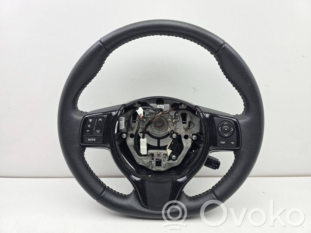 Toyota Yaris Kierownica 