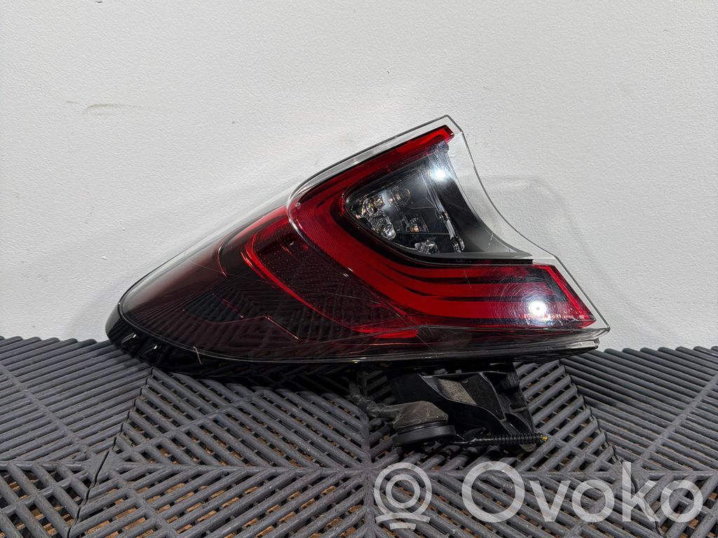 Toyota C-HR I Lampă spate în caroserie 