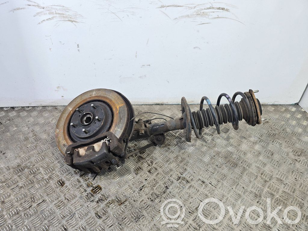 Toyota RAV 4 (XA40) Amortyzator osi przedniej ze sprężyną 