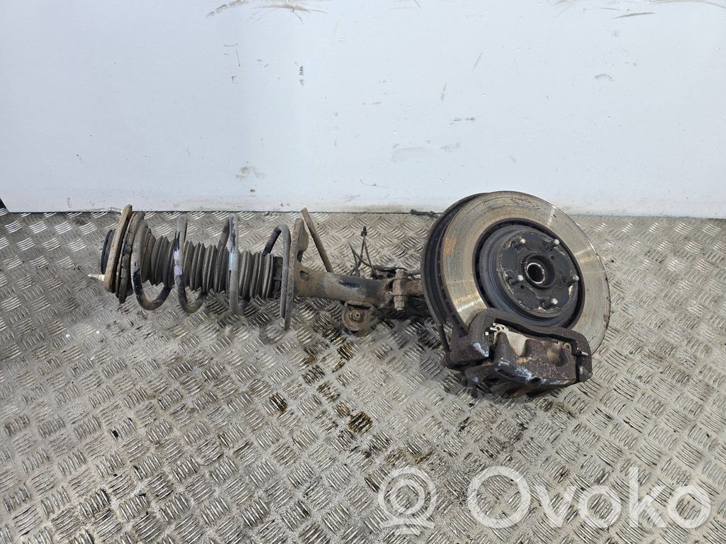 Toyota RAV 4 (XA40) Amortiguador delantero 