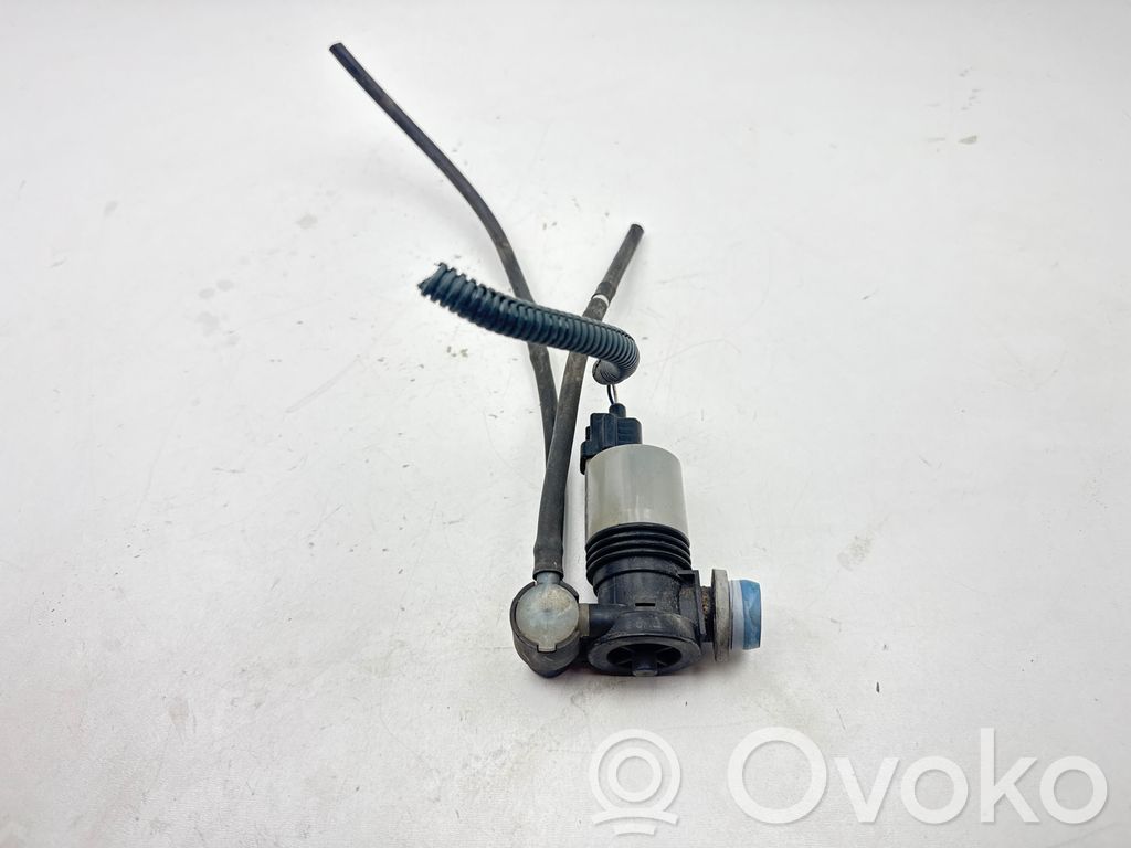 Toyota Auris E180 Windscreen/windshield washer pump 