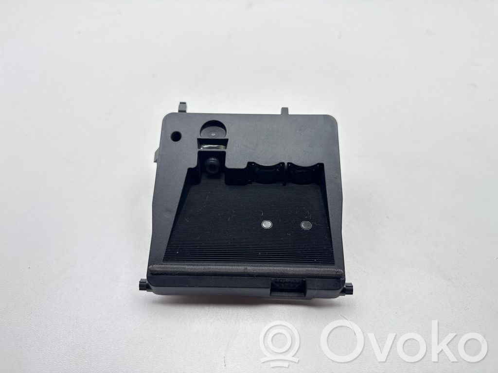 Toyota Auris E180 Windshield/windscreen camera 