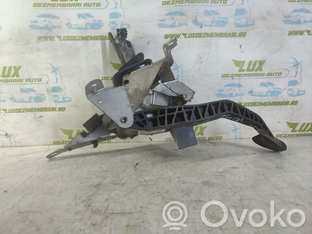 Ford Focus Pedal de freno 