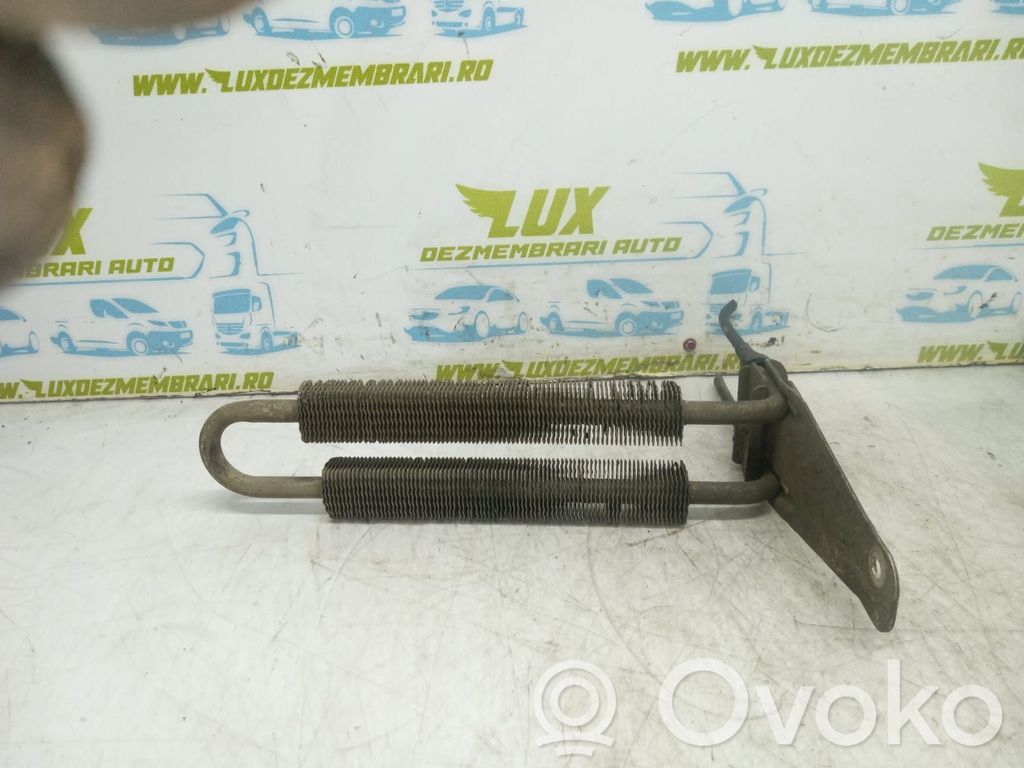 Engine oil radiator
