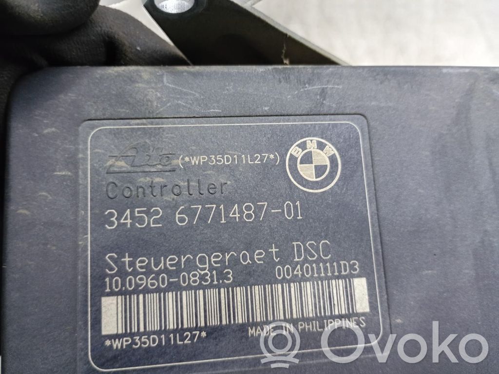 ABS Steuergerät   677148701