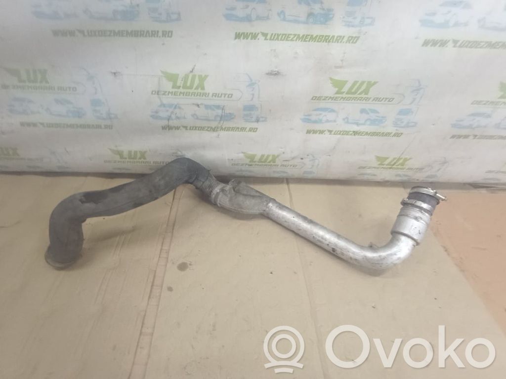 Volkswagen Touareg II Furtun/conductă intercooler 