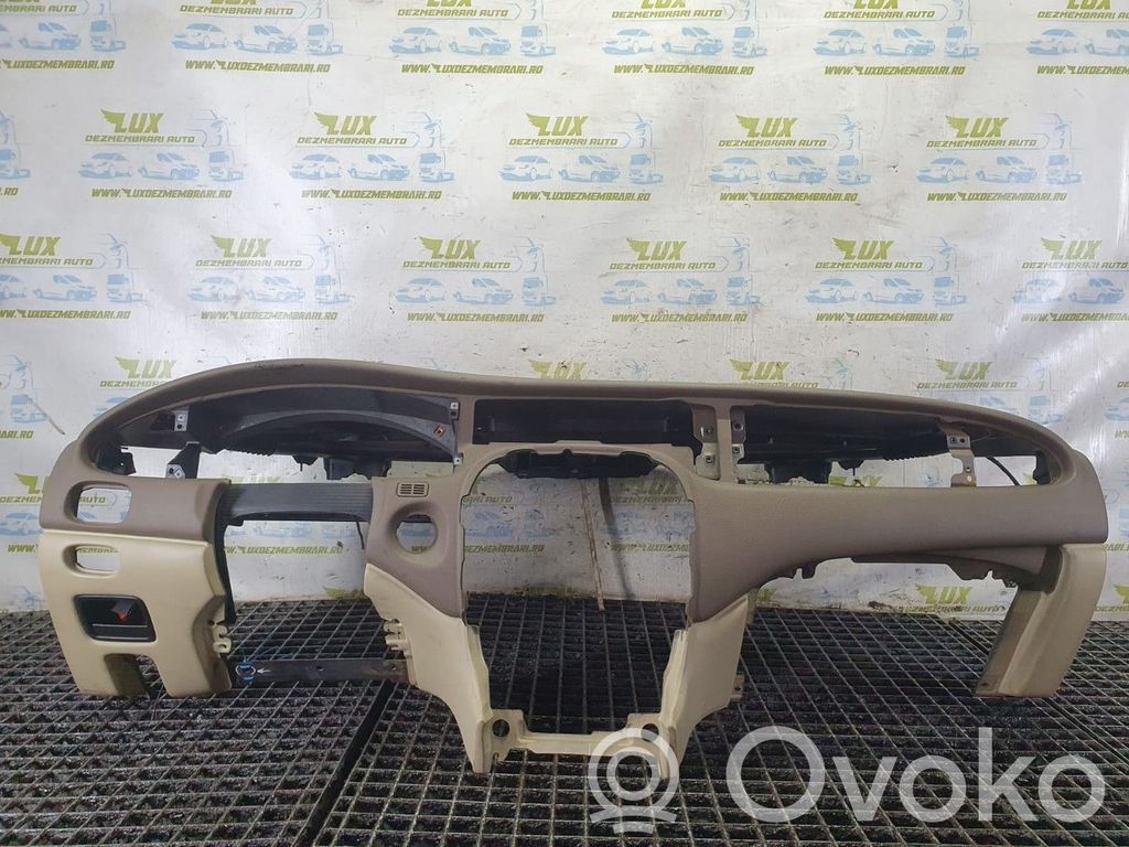 Panelė   2R83F04320A