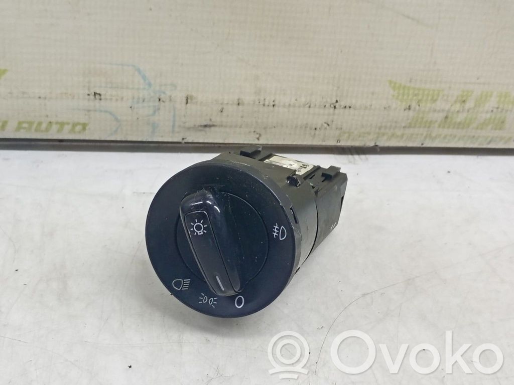 Volkswagen Up Interruptor de luz 