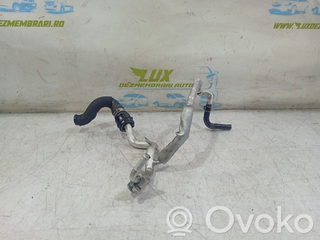 Audi A8 S8 D4 4H Engine coolant pipe/hose 