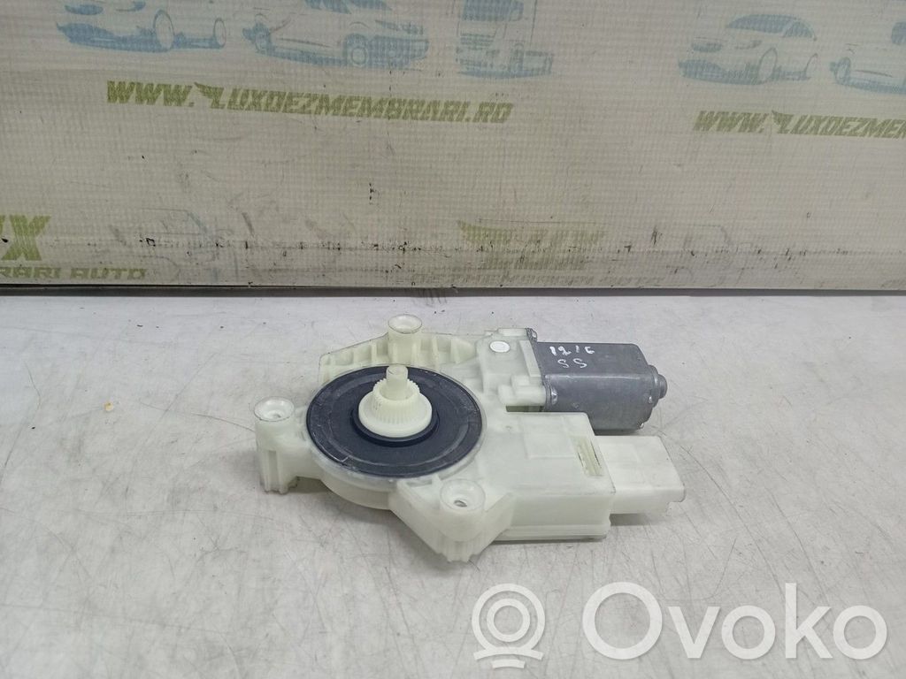 Nissan Qashqai Motor macara geam ușă spate 