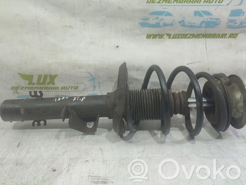 BMW X3 E83 Amortiguador delantero con muelle espiral 