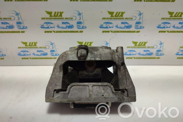 Volkswagen Golf VI Gearbox mount 