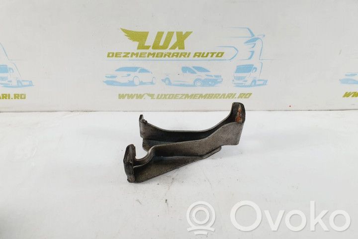 Jeep Compass Headlight/headlamp mounting bracket 