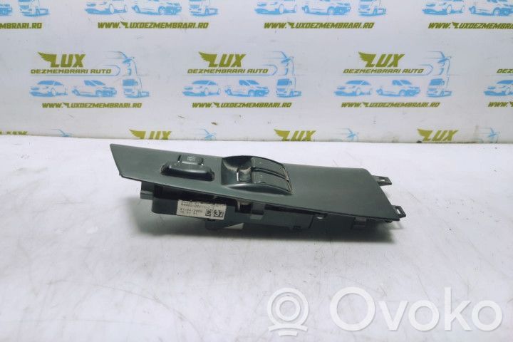 Toyota Corolla E120 E130 A set of switches 