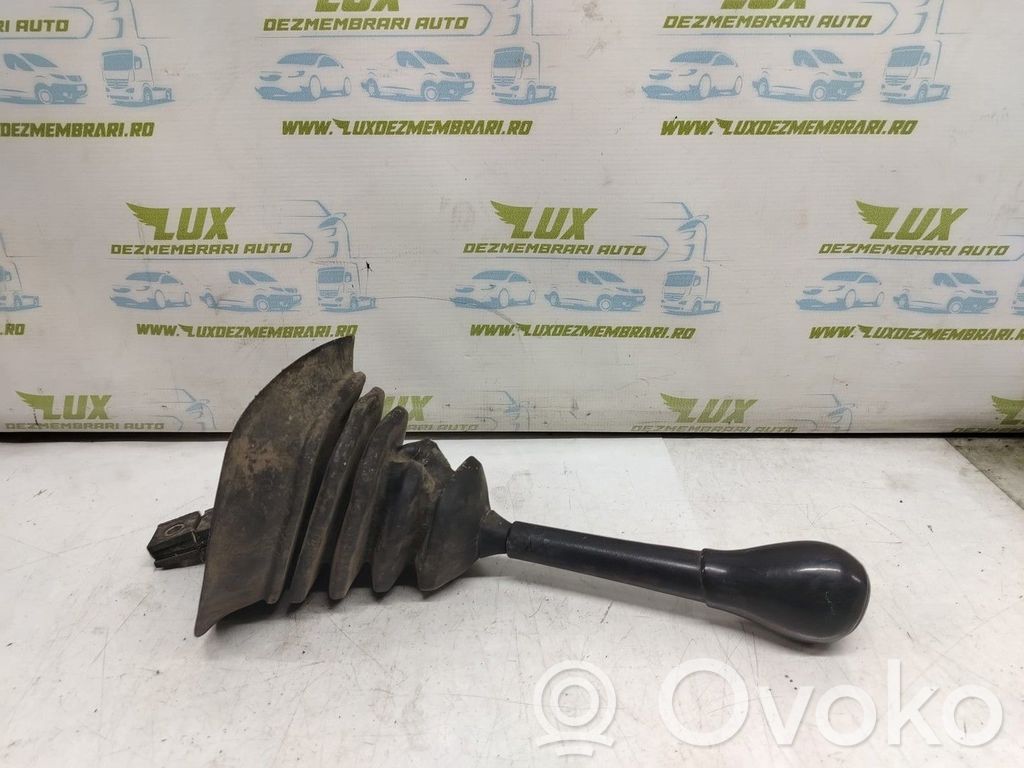 Gear shifter/selector   95VB7277AA