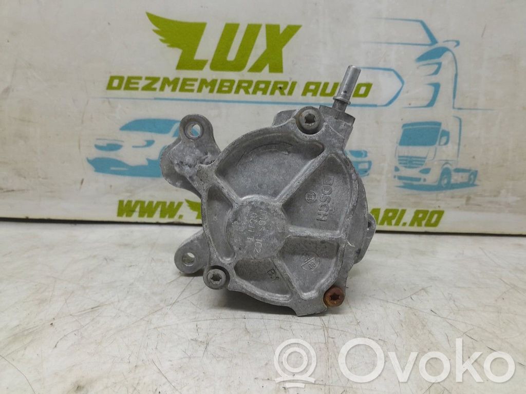 Citroen C4 II Vacuum pump 