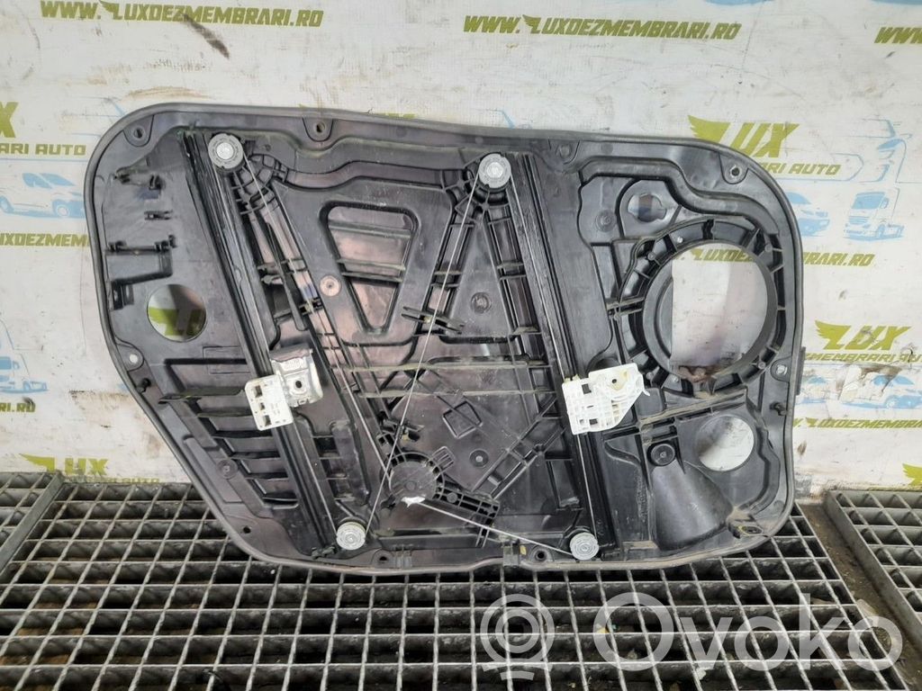 Puerta delantera   82480J7015,82480J7015