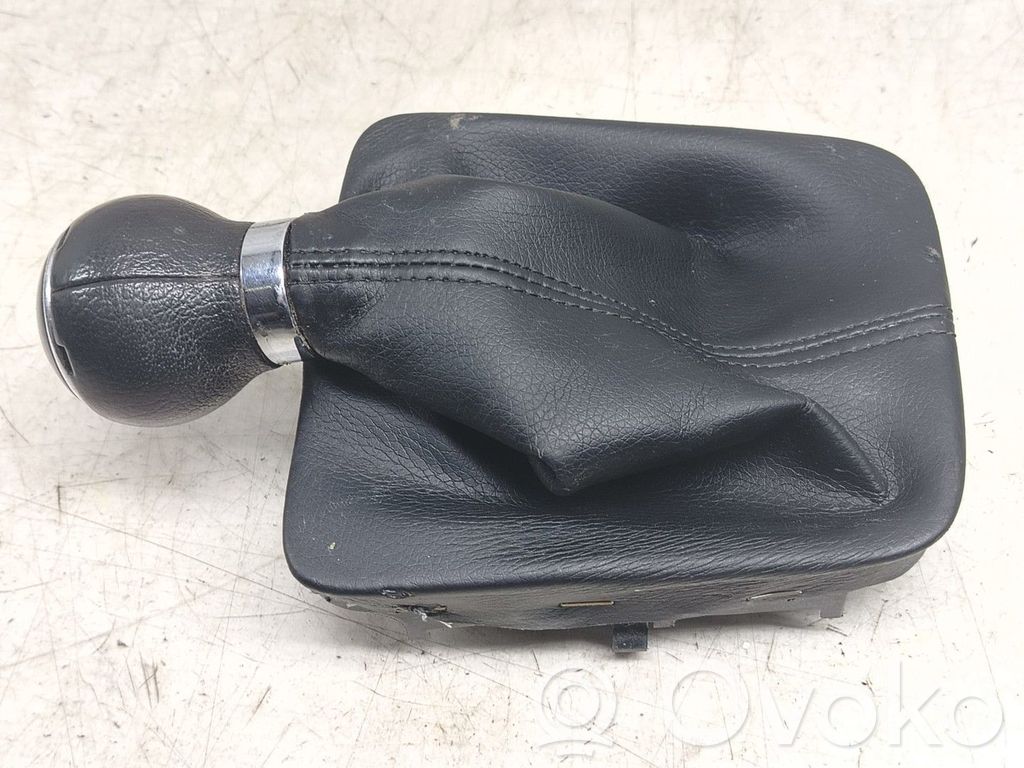 Volkswagen Golf V Drążek / Pokrętło zmiany biegów 