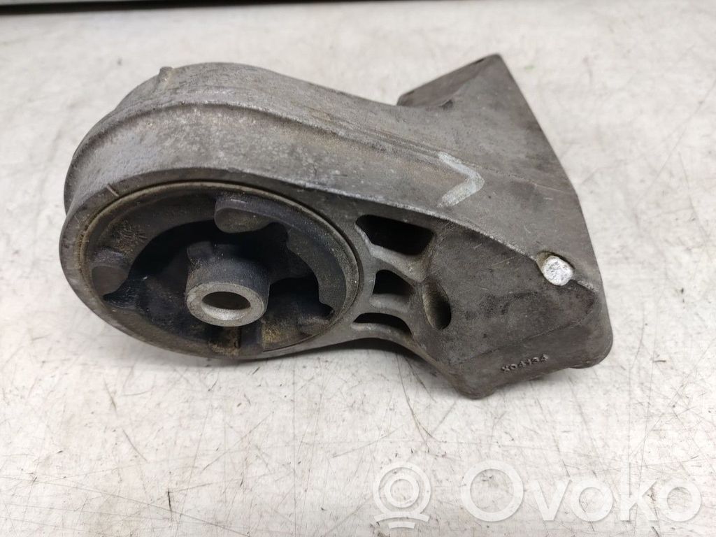 Engine mount bracket   X04134