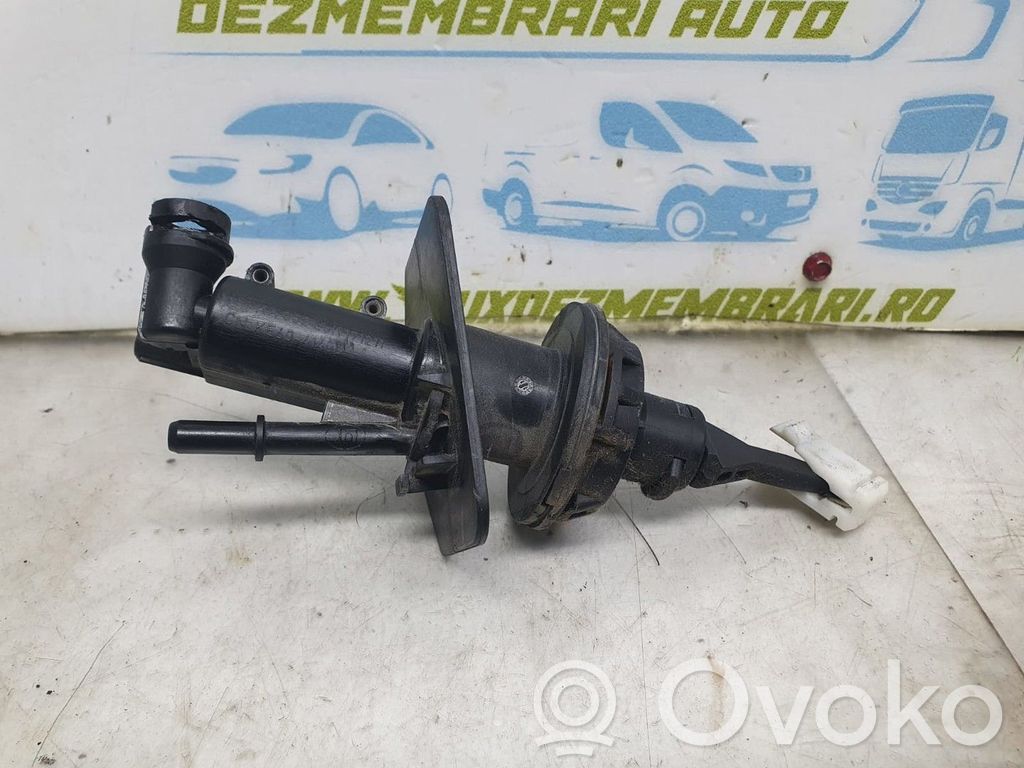 Mazda 5 Kytkimen pääsylinteri 