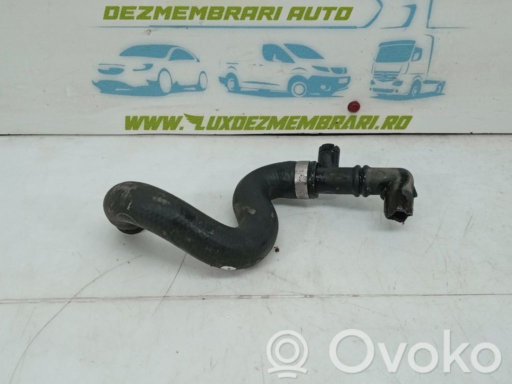 Audi A8 S8 D3 4E Engine coolant pipe/hose 