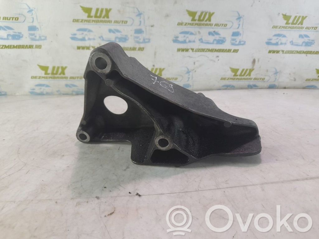BMW 5 E60 E61 Variklio tvirtinimo kronšteinas 