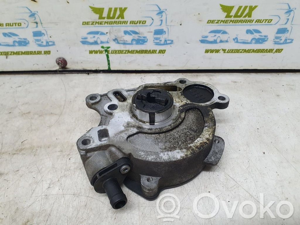 Volkswagen Golf VI Pompă vacuum 