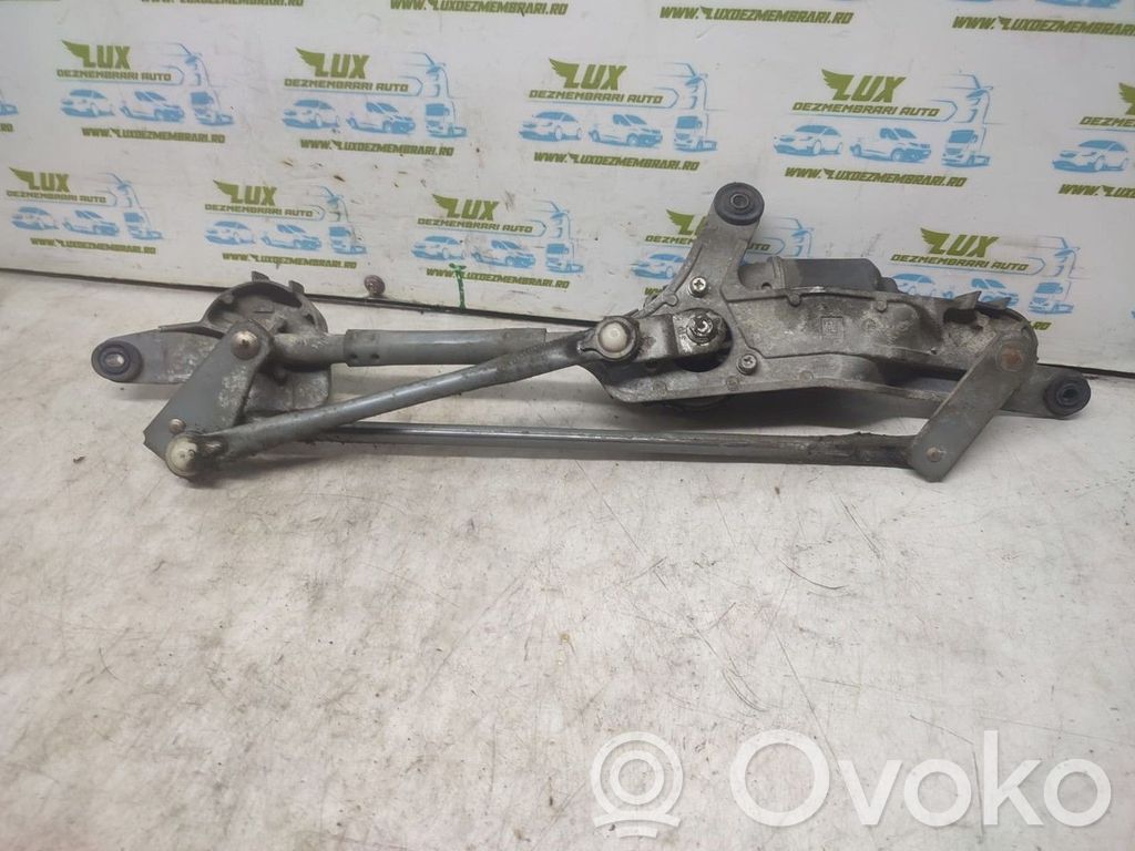 Front windscreen/windshield window   13227392