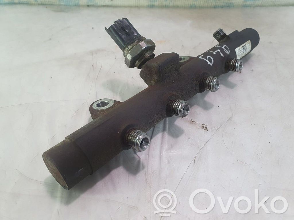 Distribuidor de combustible   K9K858